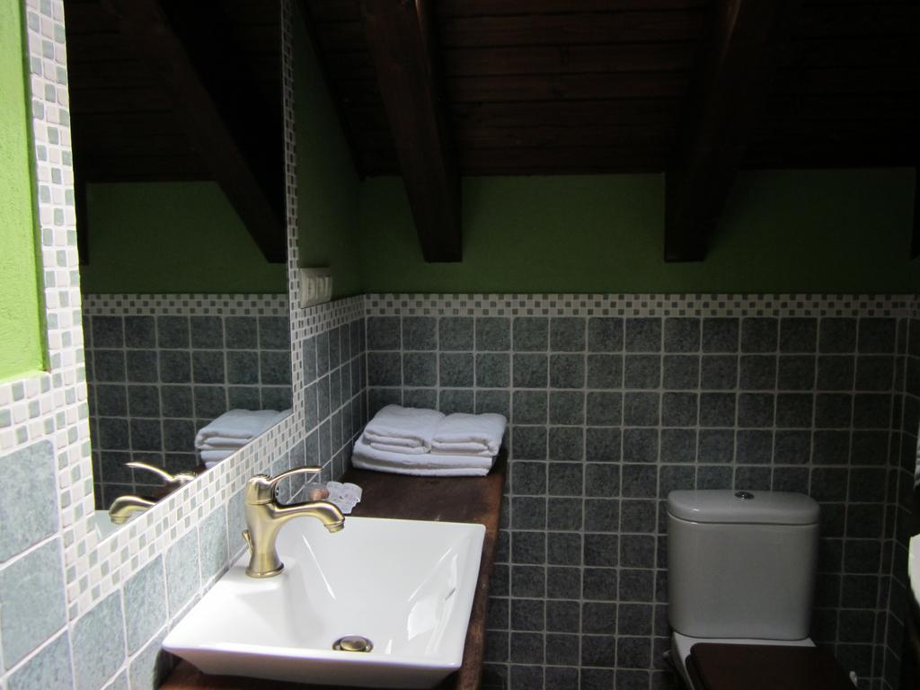 El Conventu Del Asturcon Guest House Lago  Cameră foto