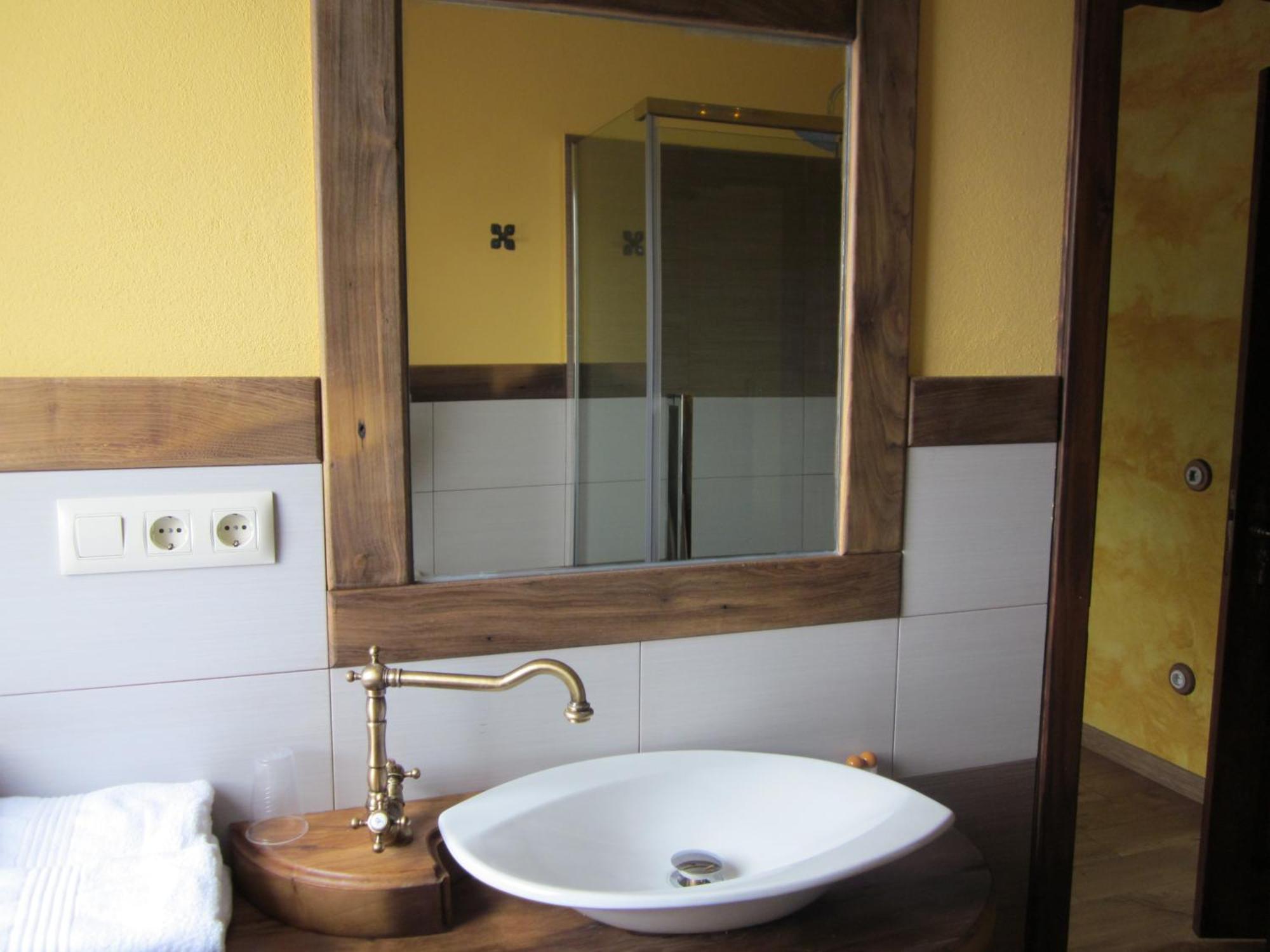 El Conventu Del Asturcon Guest House Lago  Exterior foto