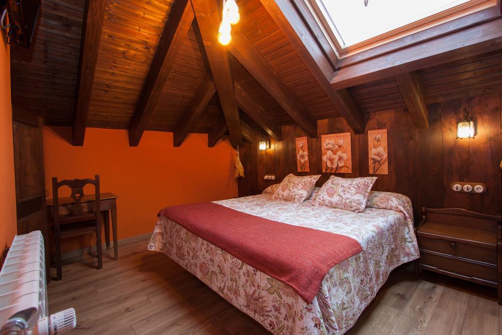 El Conventu Del Asturcon Guest House Lago  Exterior foto